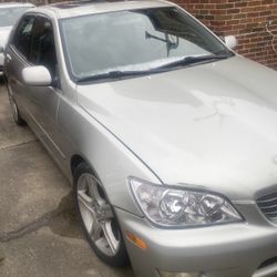 2001 Lexus IS