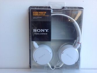 SONY STEREO HEADPHONES MODEL MDR-ZX100