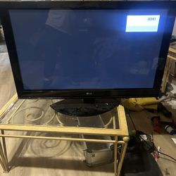 40 In Tv Flat Screen From The 2010s LG Brand 