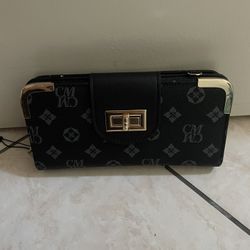 Wallet With Chain