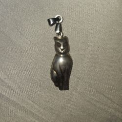 Vintage Sterling Silver Puffy Cat Pendent
