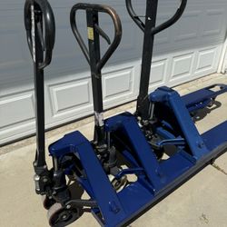 Pallet Jacks 