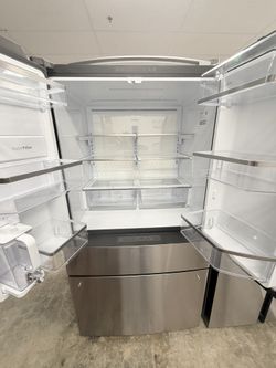 New GE 4 Door Counter Depth Refrige With Autofill pitcher 