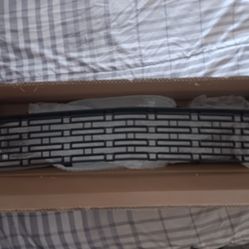 2016 Lower Grill Challenger Brand New Never Used