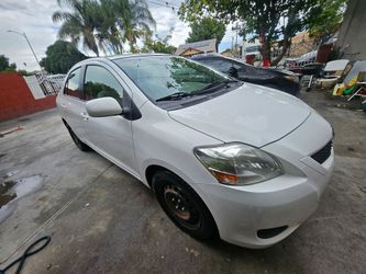 2012 Toyota Yaris