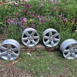 Nissan Rims 19"   6 Lug