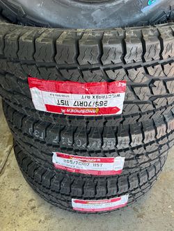 Set of 4 tire 265/70/17 LANDSPIDER A/T