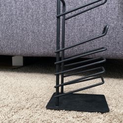 Brand New Video Game Holder , comes With Brand New Headphones 