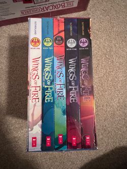 Wings of fire books, 1-5 NEW