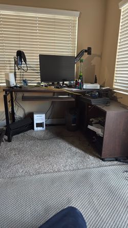 Desk Top