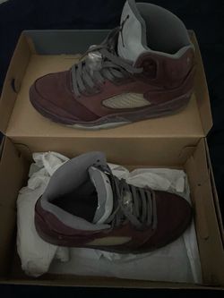 Jordan 5’s burgundy