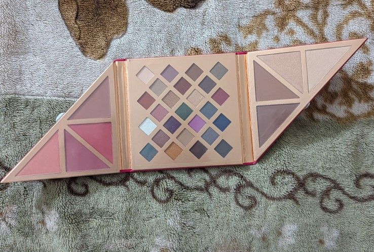 Eye Shadow