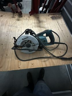 Makita Skillsaw