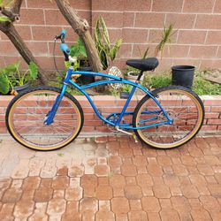 Schwinn Beach Cruiser
