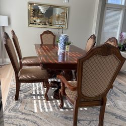 Dining Table and 6 Chairs