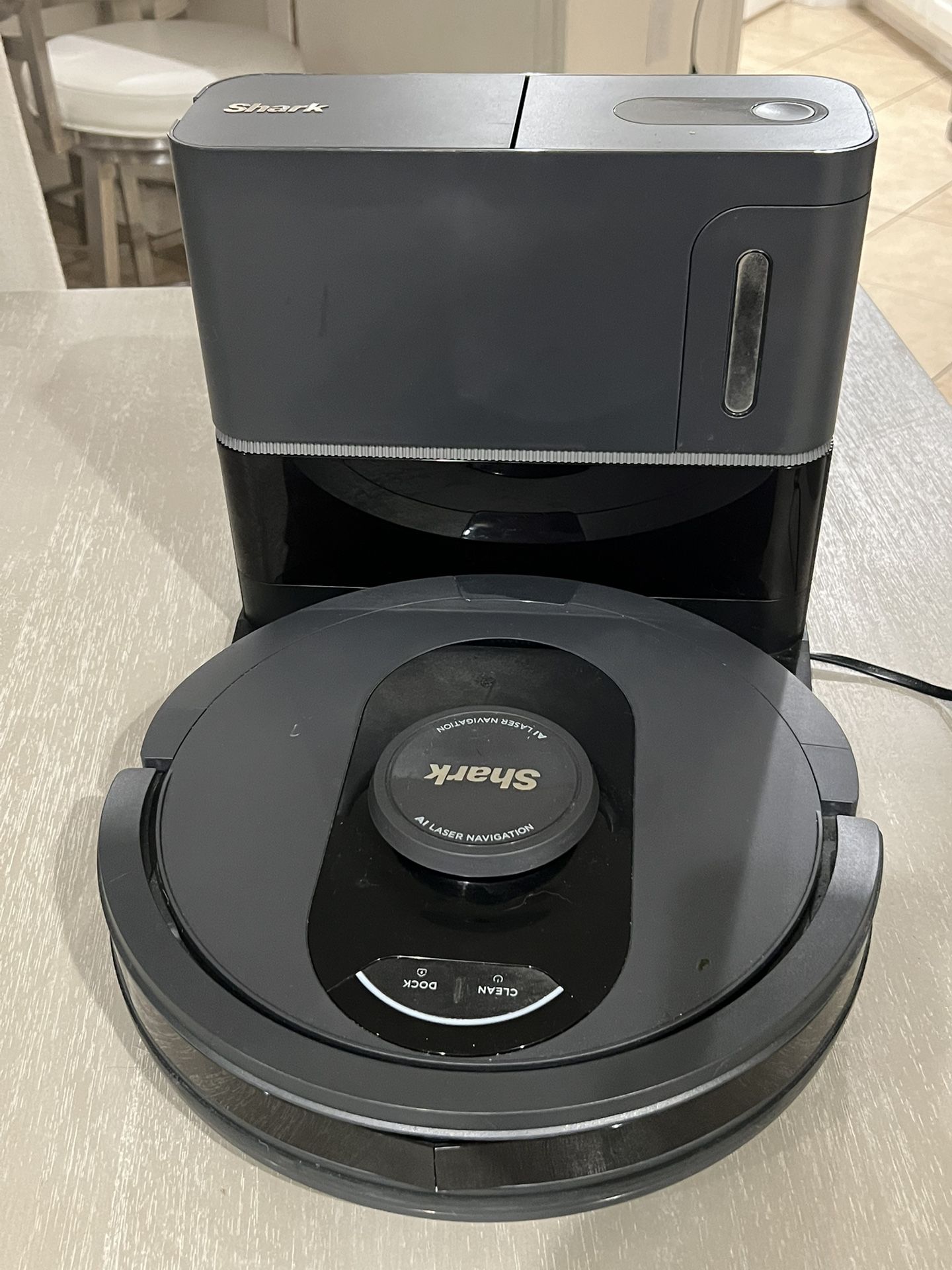 Shark AV2501S AI Ultra Robot Vacuum