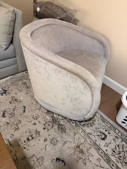 Henredon Aspen Hill Fabric Swivel Chair
