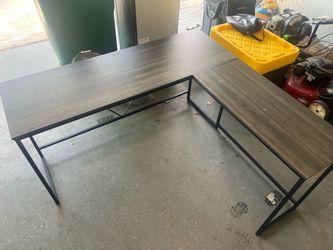 L shaped desk