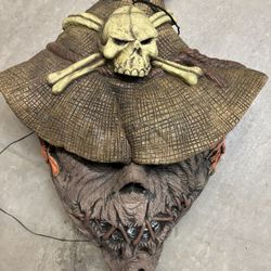 Haunted Scarecrow Wall/Fence Hangar 