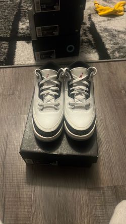 Jordan 3s