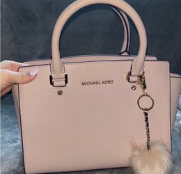 Michael Kors Baby Pink Purse