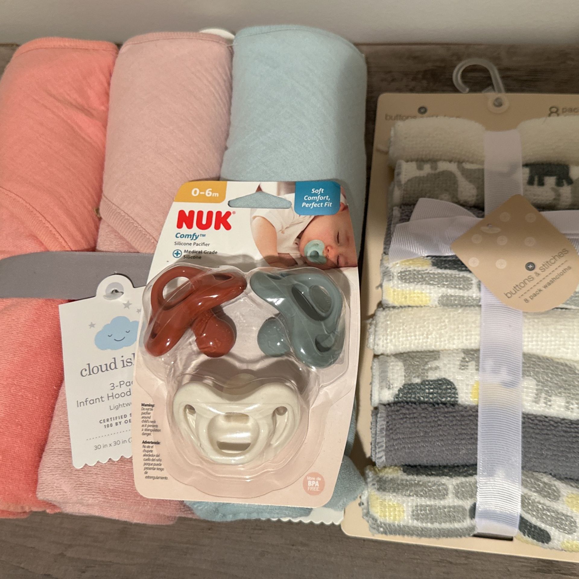 Baby Towels, Bath Cloths And Pacifiers