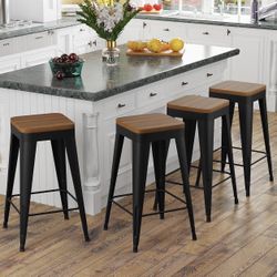 Bar Stools Set