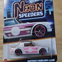 Hotwheels Datsun Fairlady 2000 (Neon Speeders)
