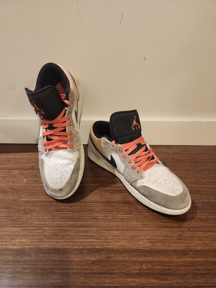 Jordan 1 Low SE "Flight Club" Shoes