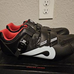 Peloton Shoes 13.5 (men)