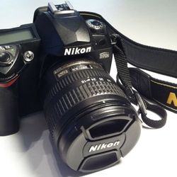 Nikon D70 With Box -New