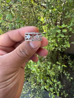 14k gold diamond ring, size 7.5, 9.3 grams