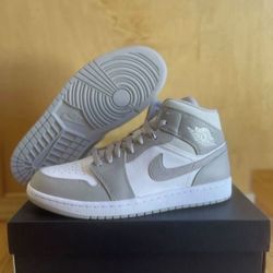 Nike Air Jordan 1 Mid Linen Light Bone White size 9 Brand New