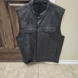Hot Leathers Vest