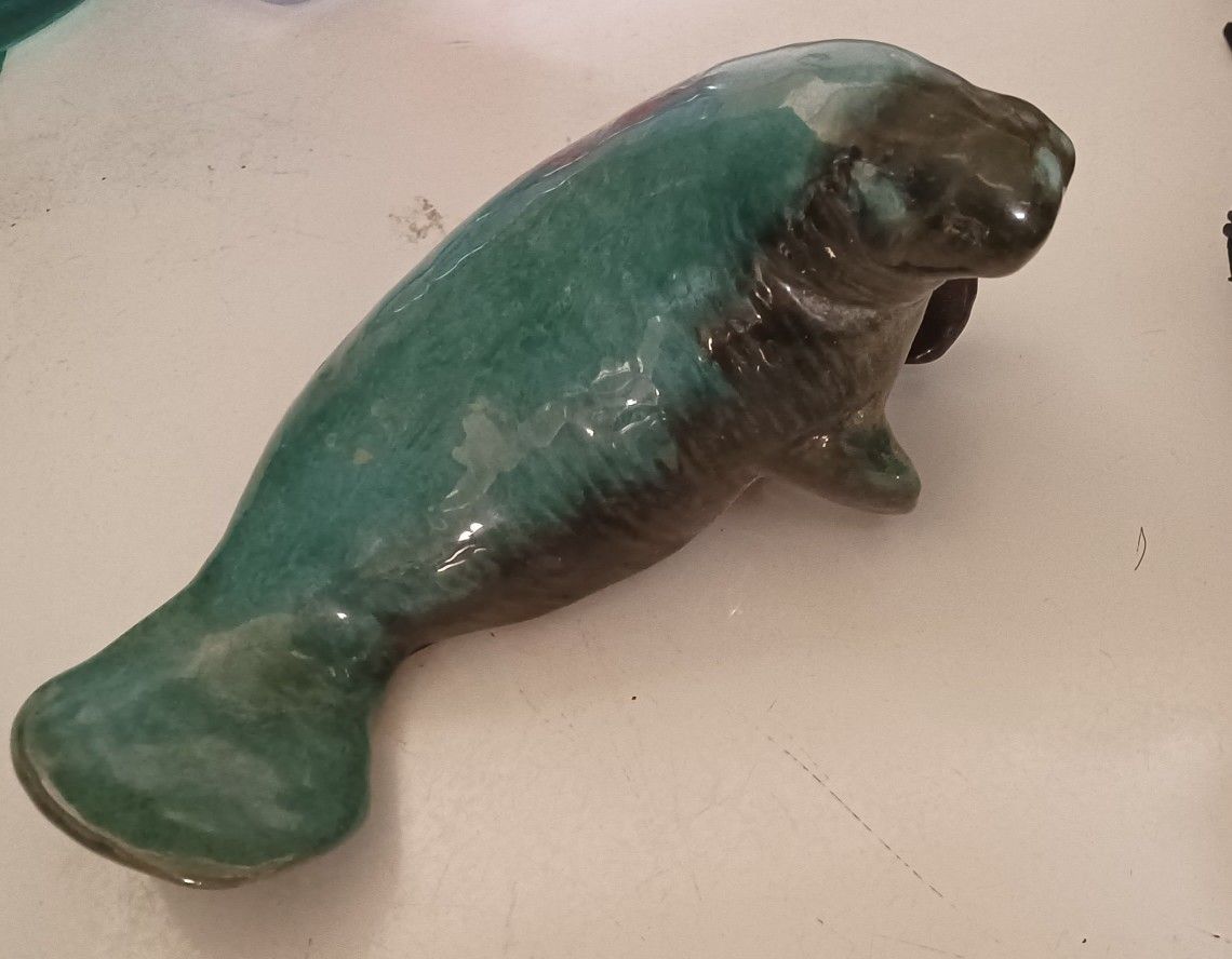 HOME DECOR TEAPOTS, SMALL PITCHER, ORCA WHALE FIGURINE, EGYPTIAN BOWL, PIGS FARMHOUSE, MANATEE, TWIN TOWERS FRAME, PRINCESS HOUSE, RAE DUNN