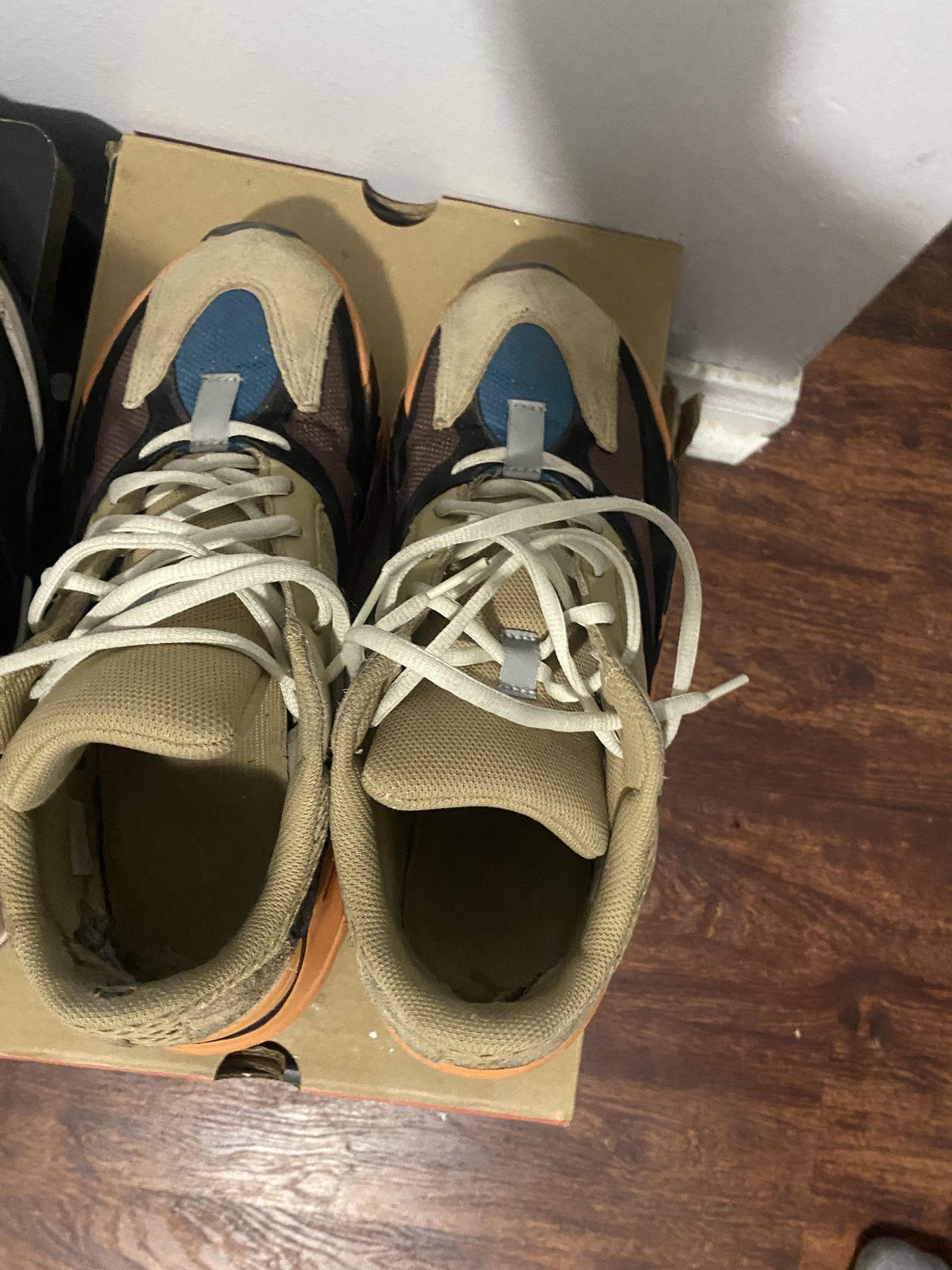 Yeezy Boost 700 Enflame Amber 