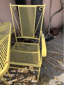 4 pieces bistro set
