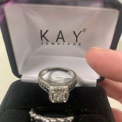 Engagement/Marriage Ring Set