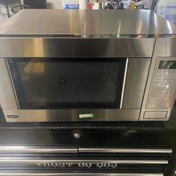Stainless Microwave *Missing Glass Plate*