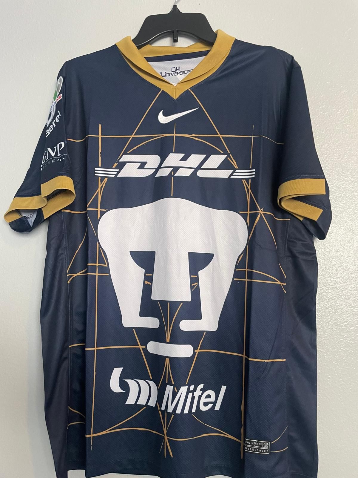 Pumas UNAM Away Jersey 24/25 for Men