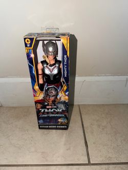 MIGHTY THOR LOVE AND THUNDER ( 12" ) MARVEL TITAN HERO MOVIE ACTION FIGURE