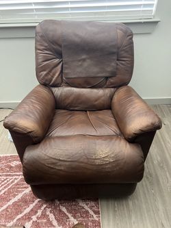 Brown Leather Lounge Chair