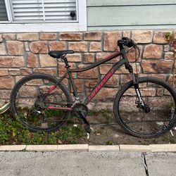 Cannondale foray Mountain Bike 27.5”