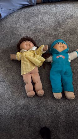 Vintage collectible cabbage patch kids