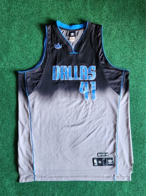 Vintage Adidas Dallas Mavericks Dirk Nowitzki Jersey Limited Edition Color Rush
