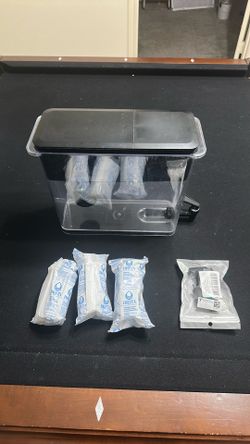 Used 27 Cup Brita Filter & Dispenser w/ 3 filters and new nozzle replacement