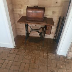 Rare  antique  Singer sewing machine