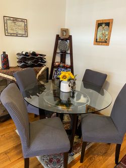 Greyson Living Monaco 5-Piece Dining Set