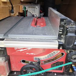 Milwaukee Table Saw 