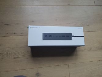 Microsoft Surface dock 2